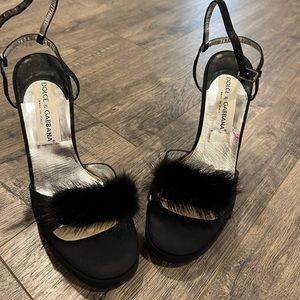🖤Dolce and Gabbana satin and furry heels 🖤